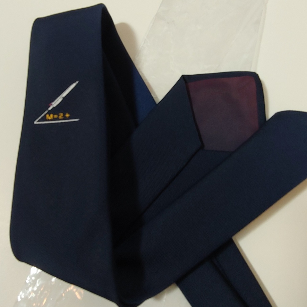 Brand new "pilot" tie